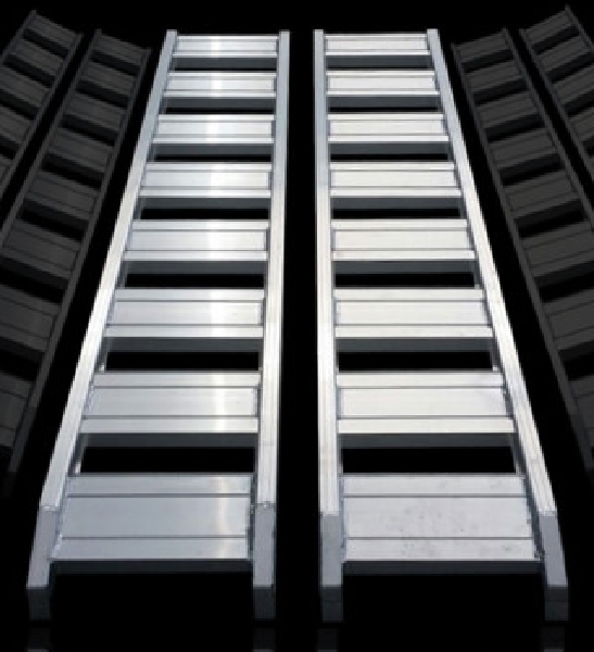 �ߺλ����) ������ٸ�[2.7m